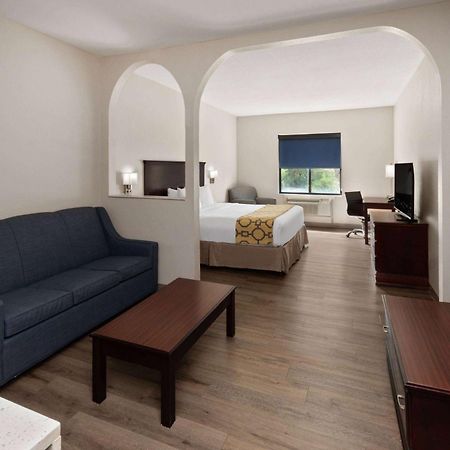 Baymont By Wyndham Houston Brookhollow エクステリア 写真