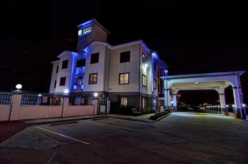 Baymont By Wyndham Houston Brookhollow エクステリア 写真