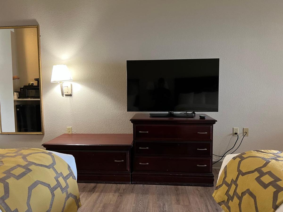 Baymont By Wyndham Houston Brookhollow エクステリア 写真