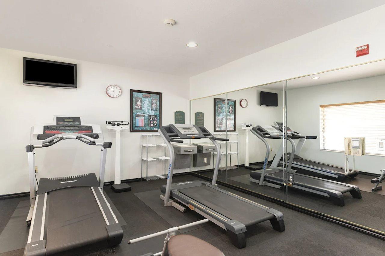 Baymont By Wyndham Houston Brookhollow エクステリア 写真