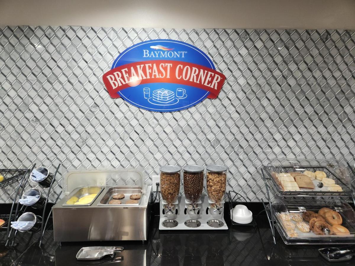 Baymont By Wyndham Houston Brookhollow エクステリア 写真